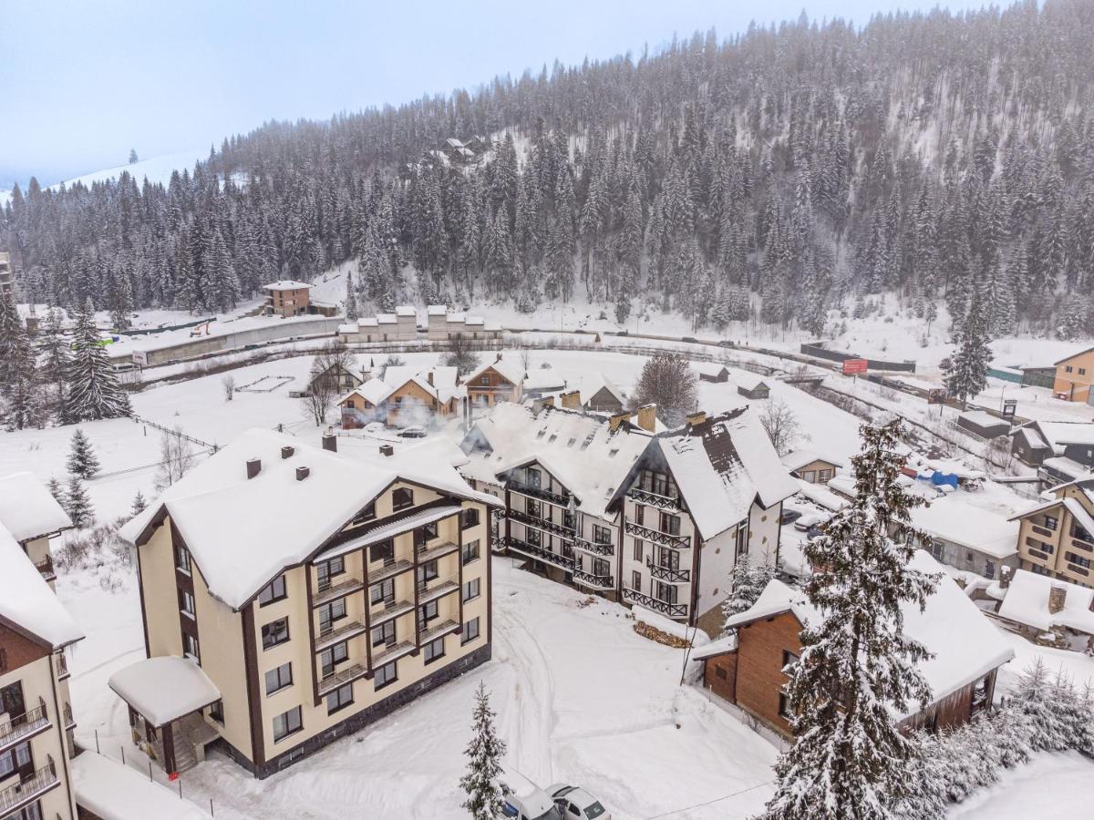 Madison Hotell Bukovel Exteriör bild